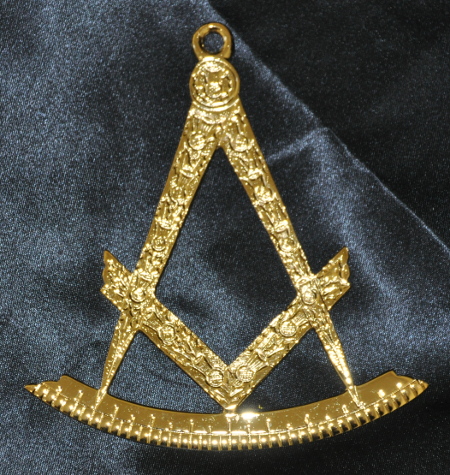 Craft Lodge Officers Collar Jewel - I.P.M. (Scottish) - Gilt - Click Image to Close